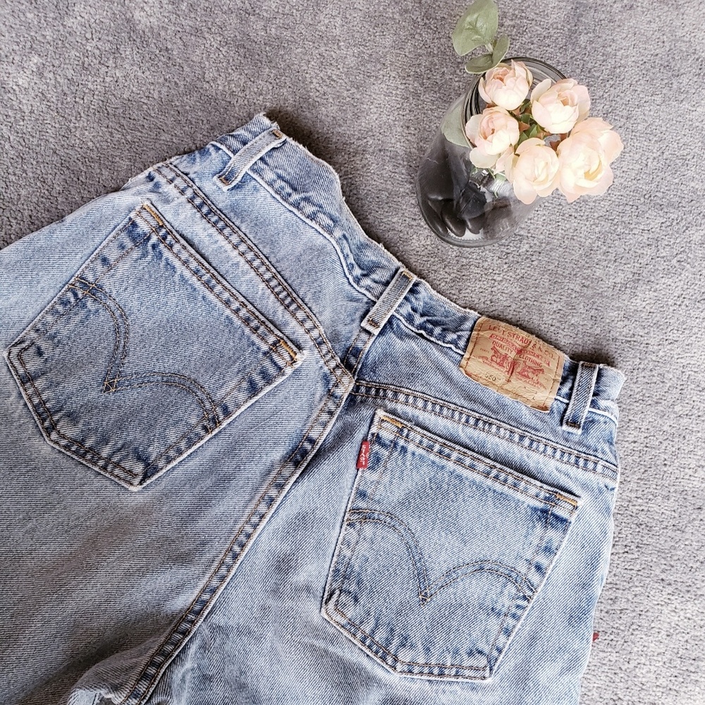 {SOLD!} {Levi's} 550 High Waist